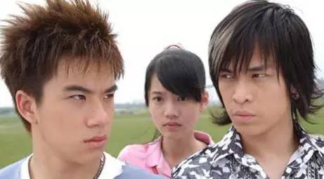 爱情魔发师亚斯和小贝在一起了吗 (爱情魔发师小贝是谁)