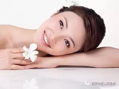 著名女中医养生专家,中医专家告诉你怎么做