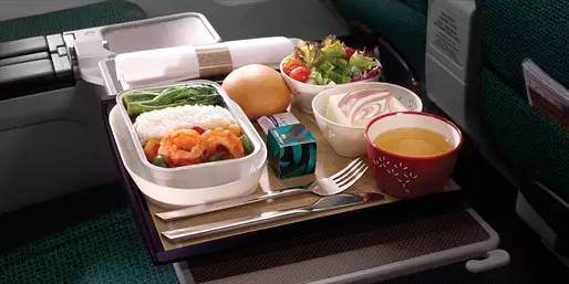 如何买到去新疆的便宜机票,怎样买到便宜的国际机票