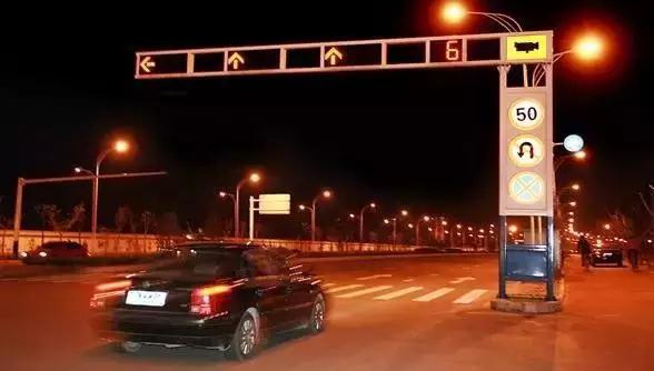 注意了这四种闯红灯不再扣分罚款,闯红灯扣了6分12123处理步骤