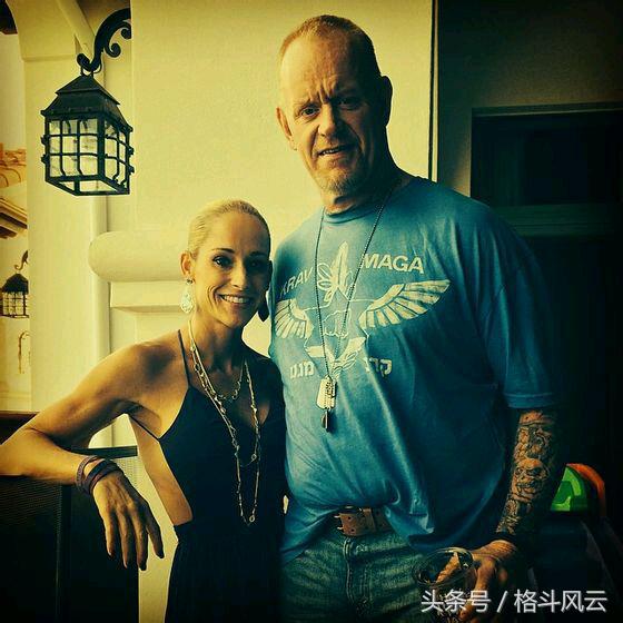 wwe拉娜个人简介,wwe拉娜与卢瑟夫求婚完整视频