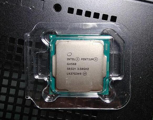 鍚屾牱閰嶇疆娓告垙鏈拰鍙板紡鏈哄摢涓ソ,鍚屾牱閰嶇疆鐢佃剳涓轰綍娓告垙鏈洿渚垮疁