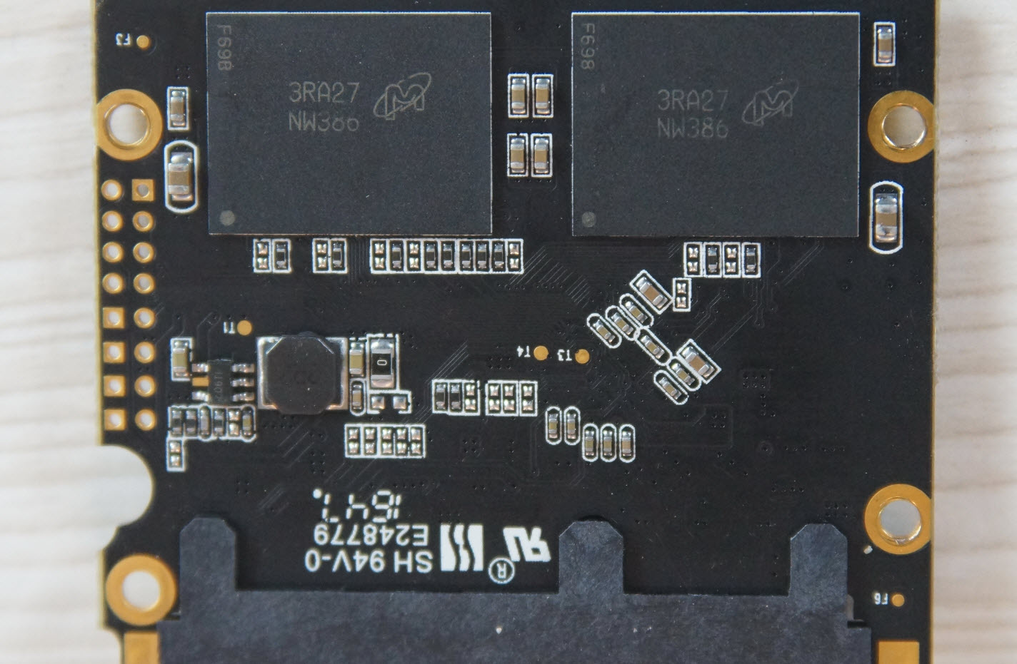sata接口可以转m.2吗,sata接口就插一端吗