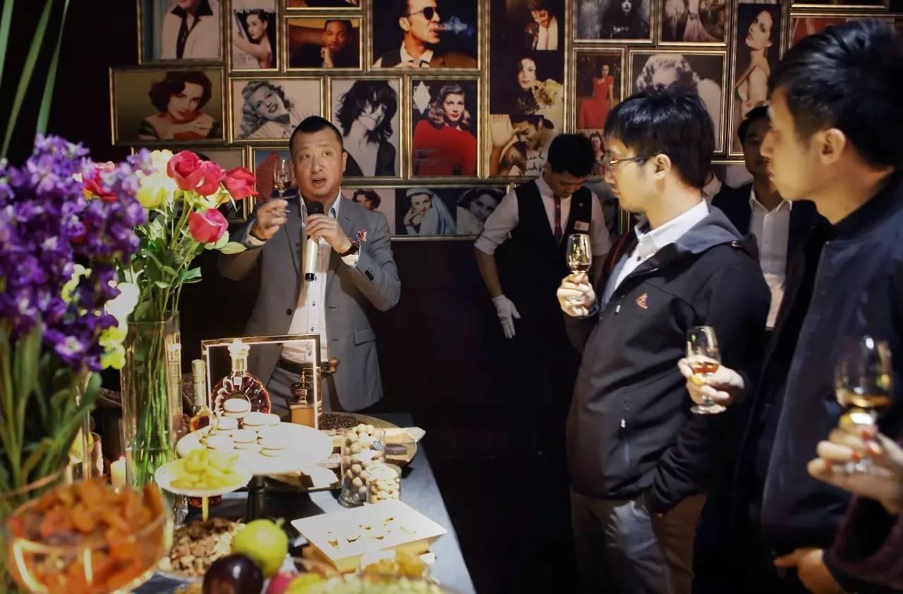 开苏荷酒吧多少钱,苏荷酒吧洋酒视频