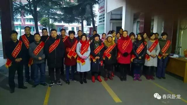 天呀!南阳市十一小“家长志愿者安全岗”竟然一岗难求!