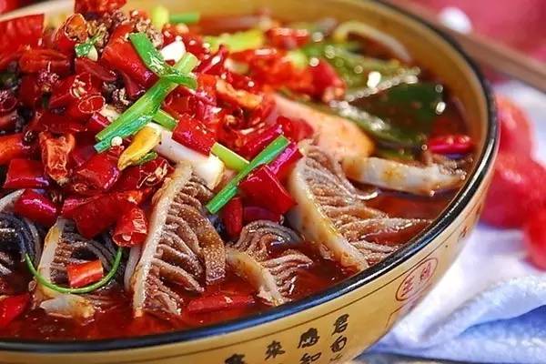 底子好，牌运差，川菜这一手好牌，到底该怎么打？