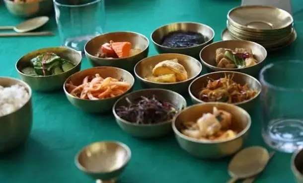 去哈尔滨可以逛哪几个国家,哈尔滨能坐火车出国游