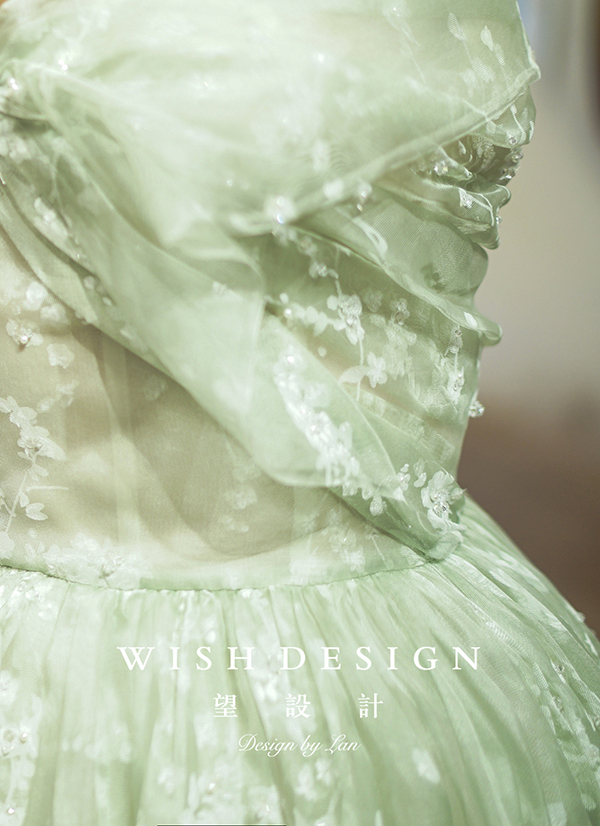 总有一款婚纱不动声色的惊艳到你,总有一款婚纱不动声色地惊艳到你