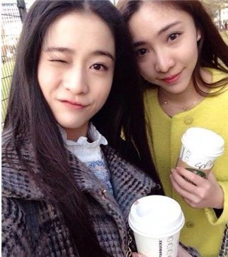 吴磊蒋依依关晓彤张雪迎合照,吴磊关晓彤张雪迎关系