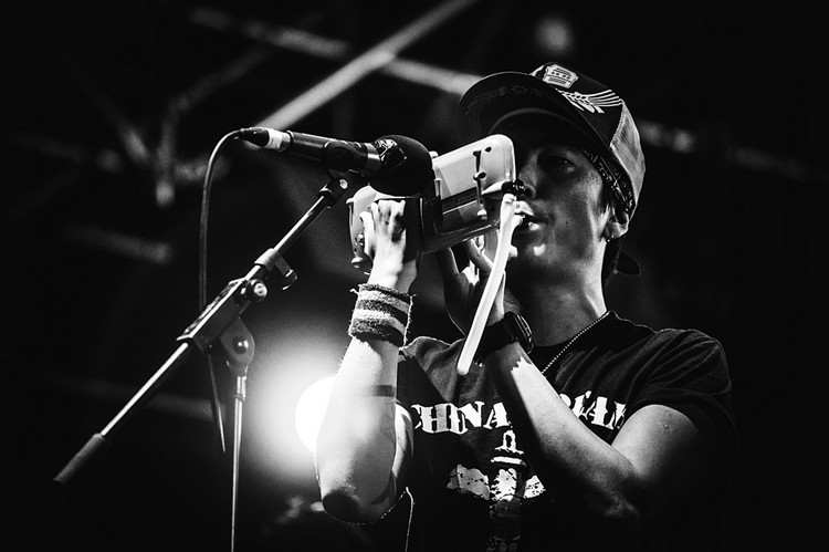 二十多年饮冰终凉了热血,二十年饮冰