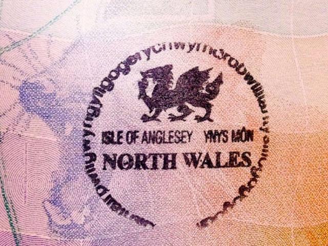 全世界护照竟然这么美,原来护照里藏着如此多的惊喜