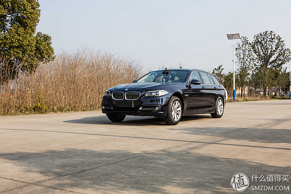 宝马520i旅行版功能,宝马520i和530旅行