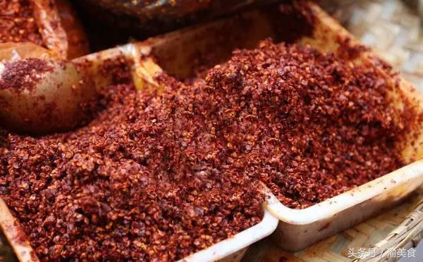 满大街都是重庆鲜面条店,满街小面