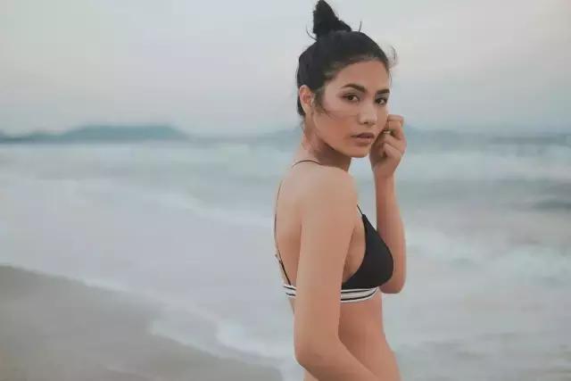 丑女逆袭白富美视频,丑女逆袭白富美之路