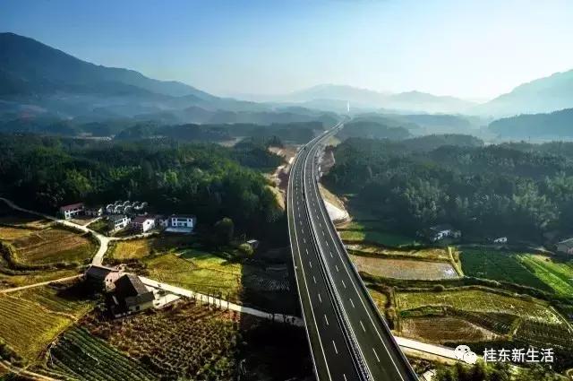 “南方夏都”桂东，平汝高速上的避暑休憩地