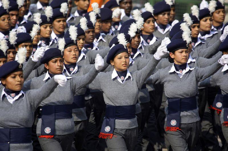 涓嶅悓鍥藉鐨勮嫳濮块鐖界殑濂冲叺,鐩樼偣鍚勫浗濂冲叺鑻卞Э椋掔埥