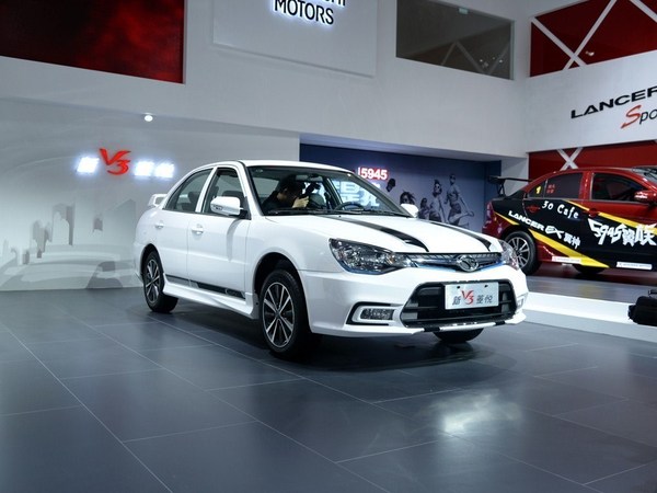 东南菱悦v3赛车版,菱悦v3手动豪华版落地价