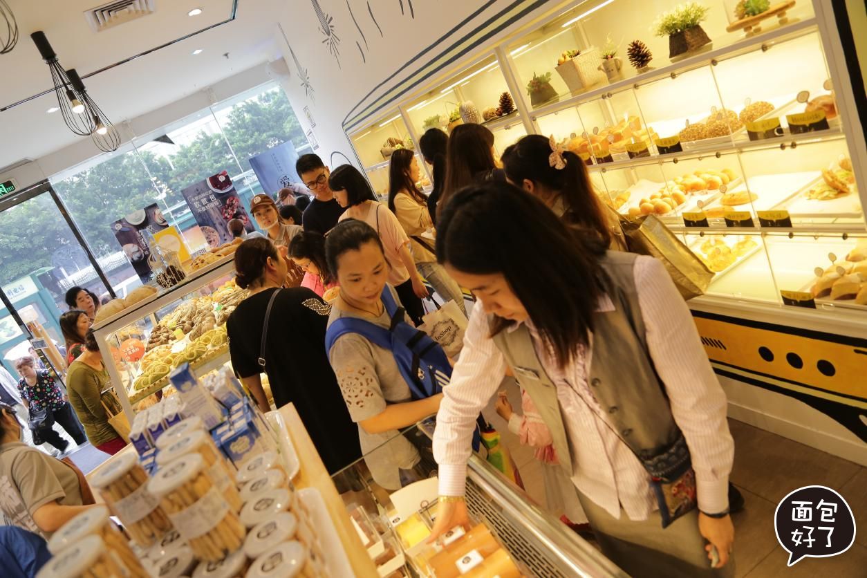 开蛋糕店怎么布局创业项目,开蛋糕店有哪些加盟方式