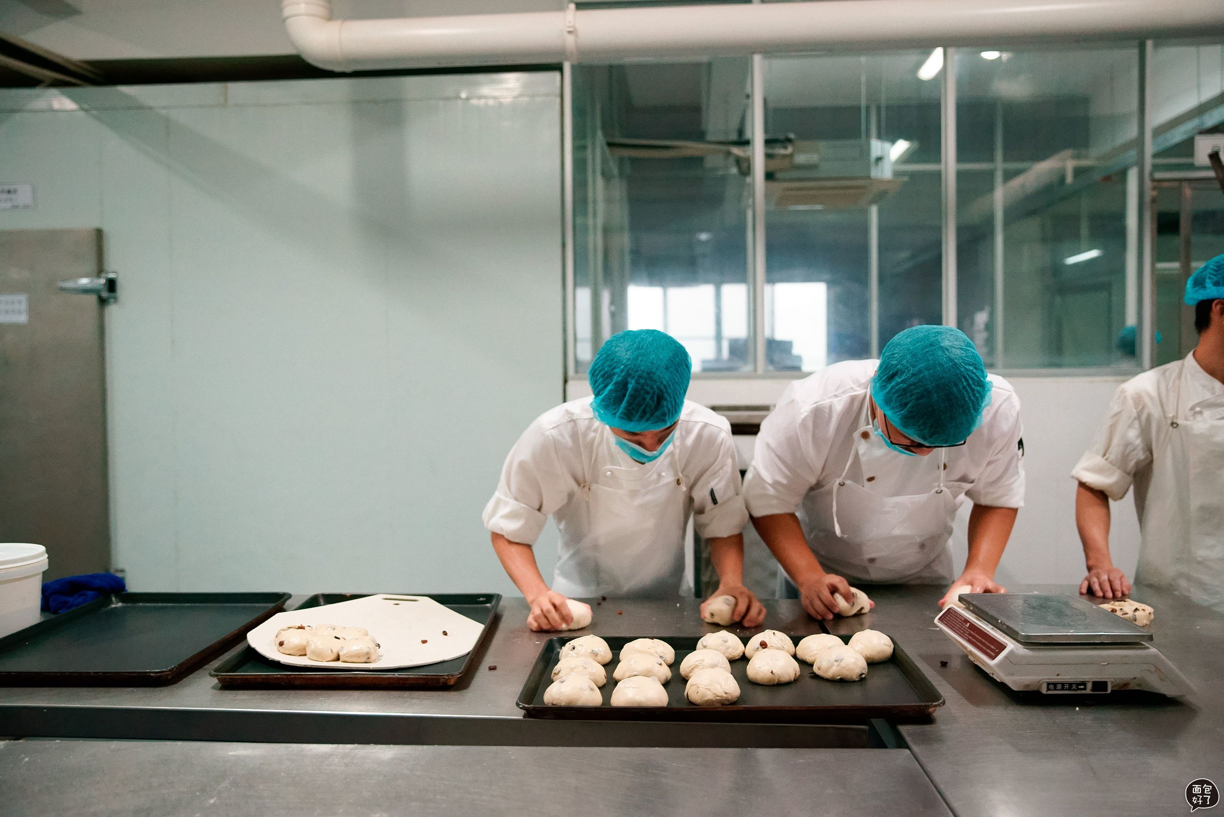 开蛋糕店怎么布局创业项目,开蛋糕店有哪些加盟方式