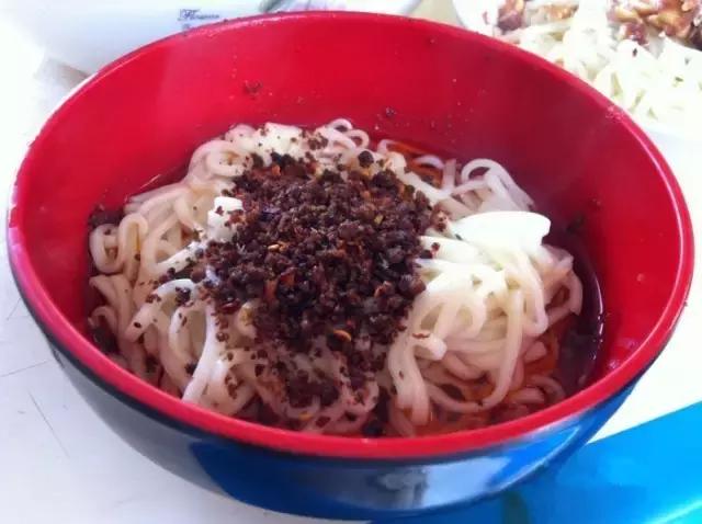 成都必吃的18碗面,成都最好吃的100碗面