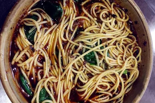 成都必吃的18碗面,成都最好吃的100碗面