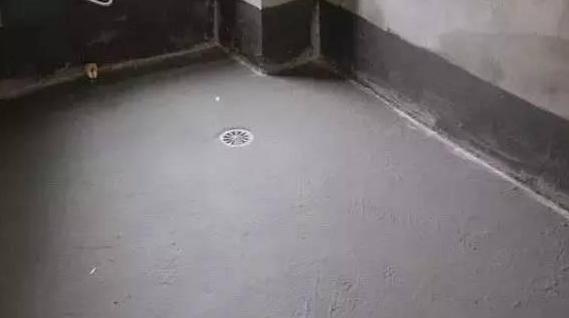 20年的房子卫生间漏水如何处理,卫生间老水管漏水维修