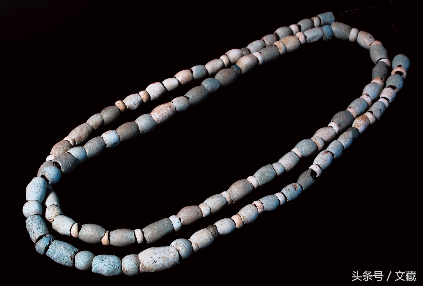 中国古建筑中的琉璃文化,中国传统艺术琉璃简介