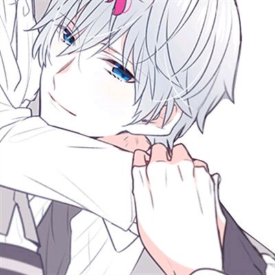 不明显的情侣头像动漫图自取,无水印情侣头像甜蜜双人图文