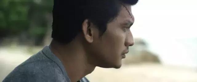 突袭2:炸裂的热血动作电影,突袭2电影经典动作片