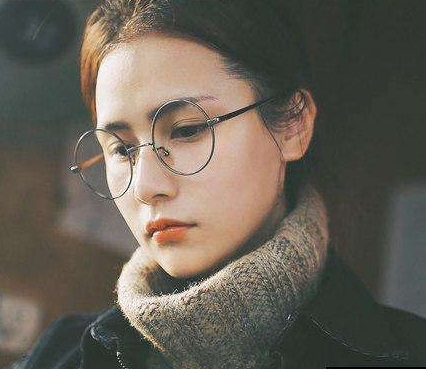 日常戴的眼镜框好看推荐,好看的眼镜换框