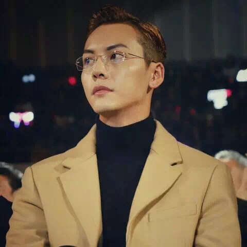 日常戴的眼镜框好看推荐,好看的眼镜换框