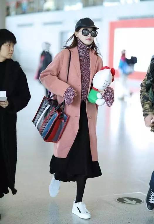 迪丽热巴唐嫣穿白色裙子,迪丽热巴唐嫣穿搭