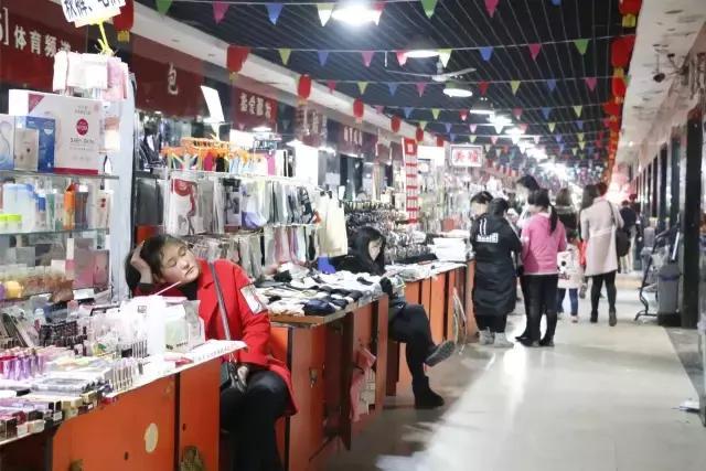 每一个与鱼化寨国际有染的人,都曾对这个小香港有难以言表的热忱