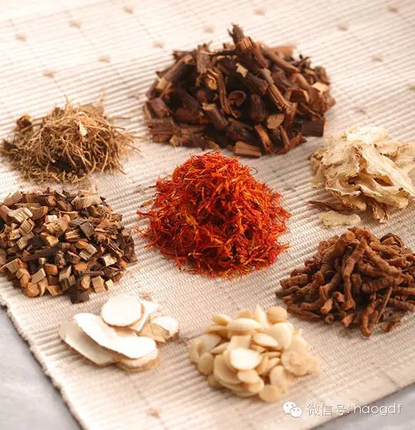 老中医的养生秘密泡脚,一味中药泡脚祛寒气