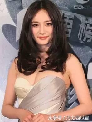 杨幂机场新look美炸!可她曾经也是各大时装周的雷神啊!