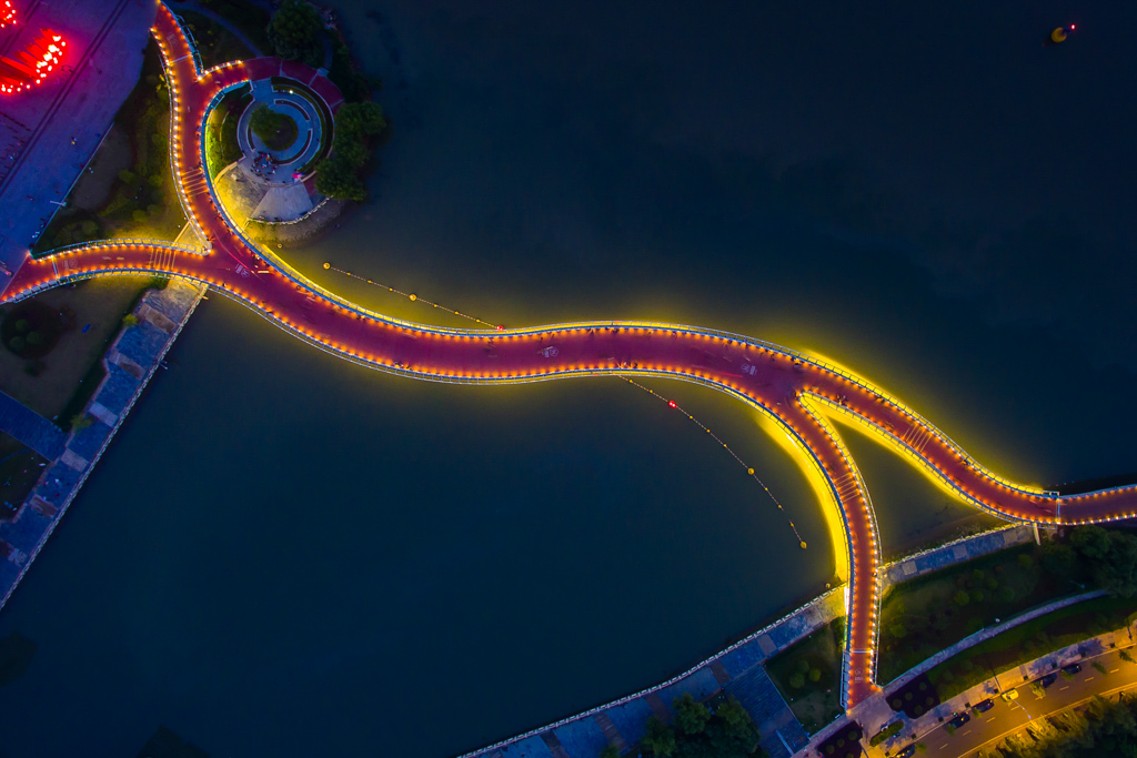 评价一张风景照片怎么说,评价一张风景照片好看怎么说