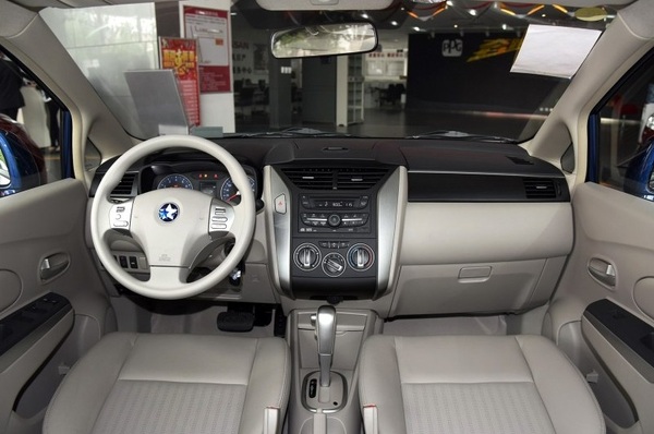 新款启辰d50,启辰d50自动挡驾驶感受