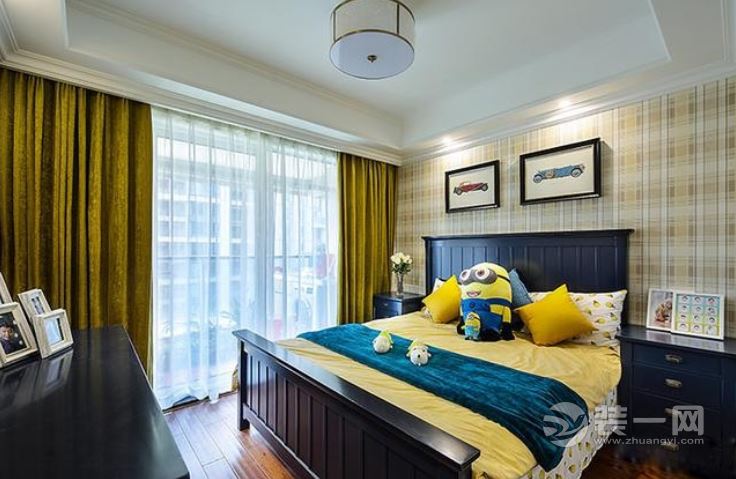 整个空间透露着一股古朴味苏州绿地太湖城小区124平三室