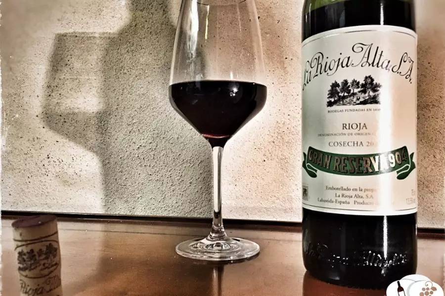 西班牙有哪些顶级葡萄酒,西班牙最好的十大红酒排名