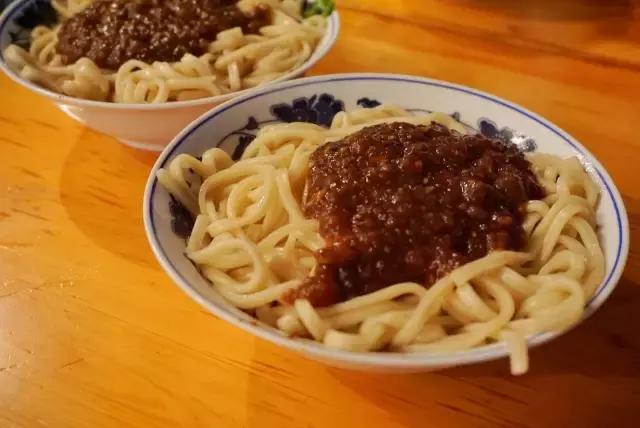 成都必吃的18碗面,成都最好吃的100碗面