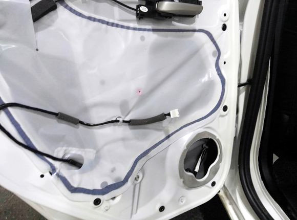 漫步者汽车音响改装店,漫步者音响改装