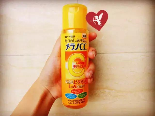 14岁少女用哪个牌子的护肤品,14岁适合用的大牌护肤品