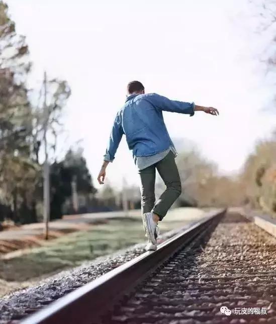 百元遮羞布，如何穿出巨星风度？