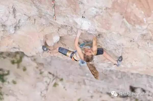 老司机学习技术,老司机教陡坡起步