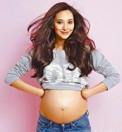 女星孕照差距大,女星的孕照