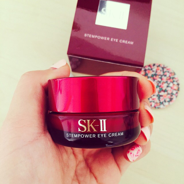 吃土也要无限回购的眼霜,吃土的眼霜推荐