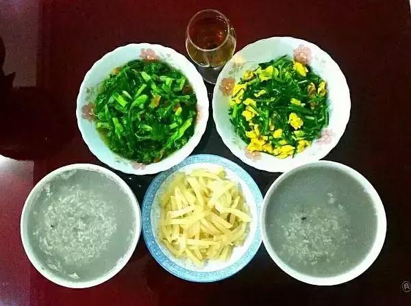 三月桃花盛开的季节,三月花儿红艳艳