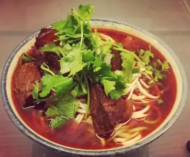 成都必吃的18碗面,成都最好吃的100碗面