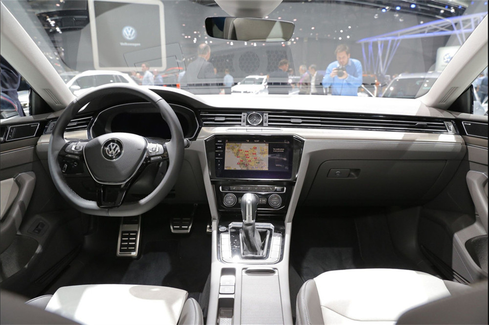 日内瓦车展“金”彩也浮云，有志青年可以盯住这10款车