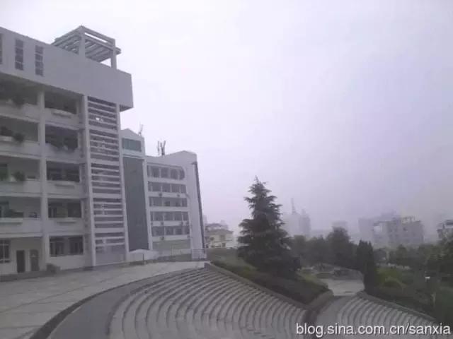 宜昌这个很多人骂了3年，却爱她一万年的地方！真的回不去了！